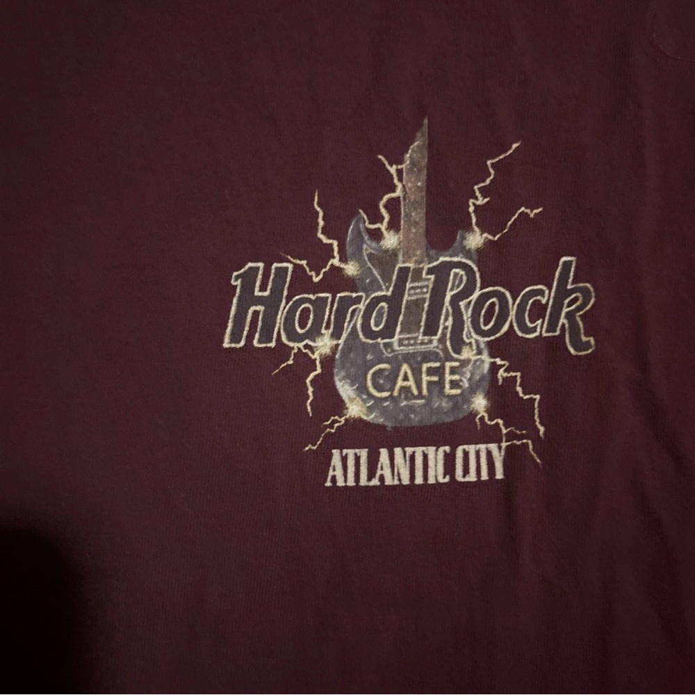 Vintage Hard Rock Cafe Atlantic City Graphic T-Shirt XXL Burgundy Guitar - Picture 2 of 6